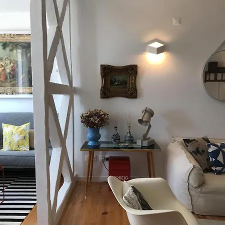 Alarco - Alfama River Loft - 55753 Al Lisbon