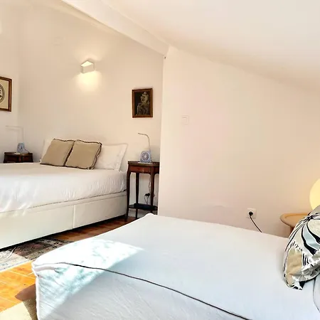 Alarco - Alfama River Loft - 55753 Al Apartment Lisbon