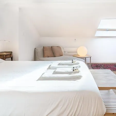 Alarco - Alfama River Loft - 55753 Al * Lisbon