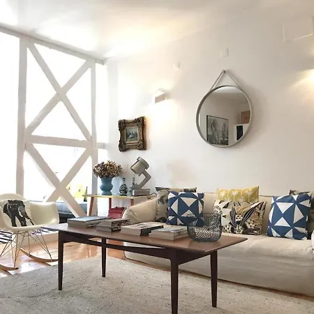 Alarco - Alfama River Loft - 55753 Al דירה ליסבון